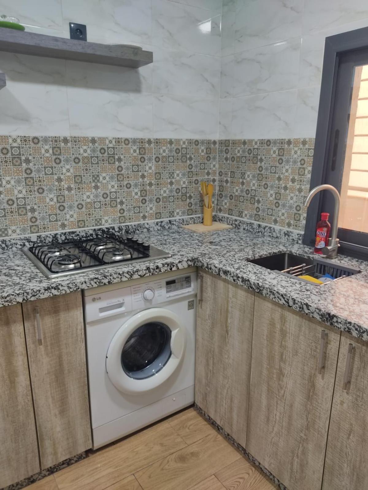 Appartement En M'Diq Centre Ville Pres De La Plage Екстериор снимка